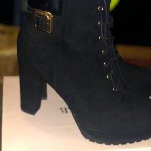 Platform hiker bootie